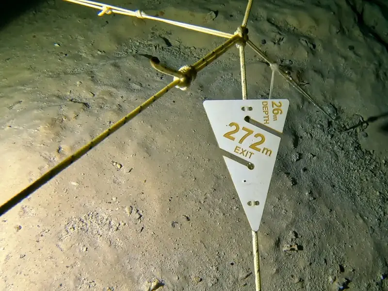 i.a.c. Höhlen Tauchen Molnar Janos Budapest