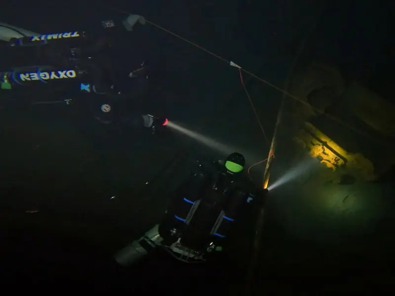 Minen - Bergwerk Tauchen in Nuttlar